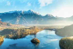 Private Lake Bled and Ljubl­jana Full Day Trip from Zagreb With Pickup