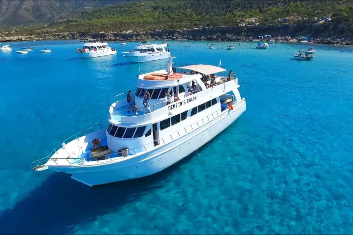 boat trip paphos blue lagoon