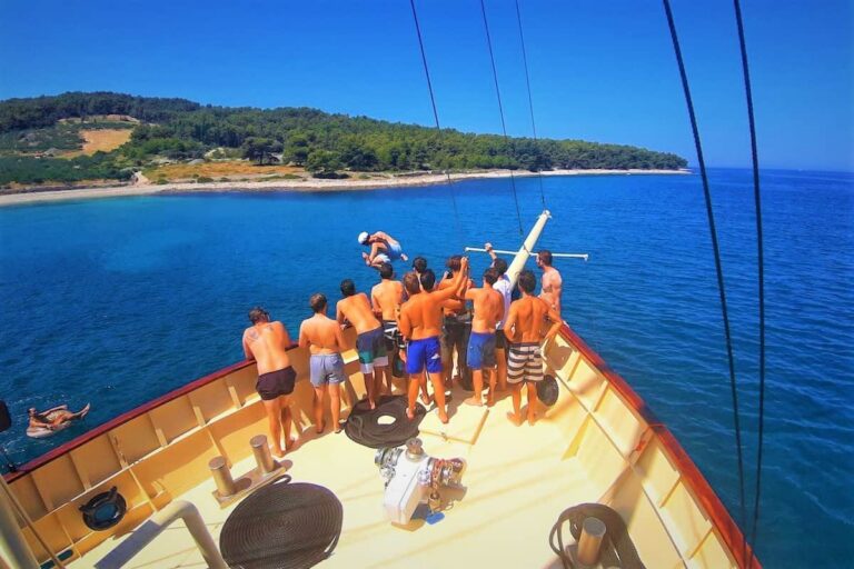 Split 2 Islands Boat Tour