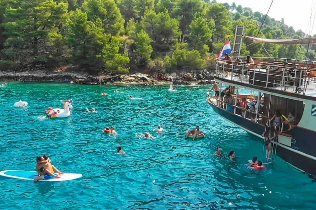 Split 2 Islands Boat Tour