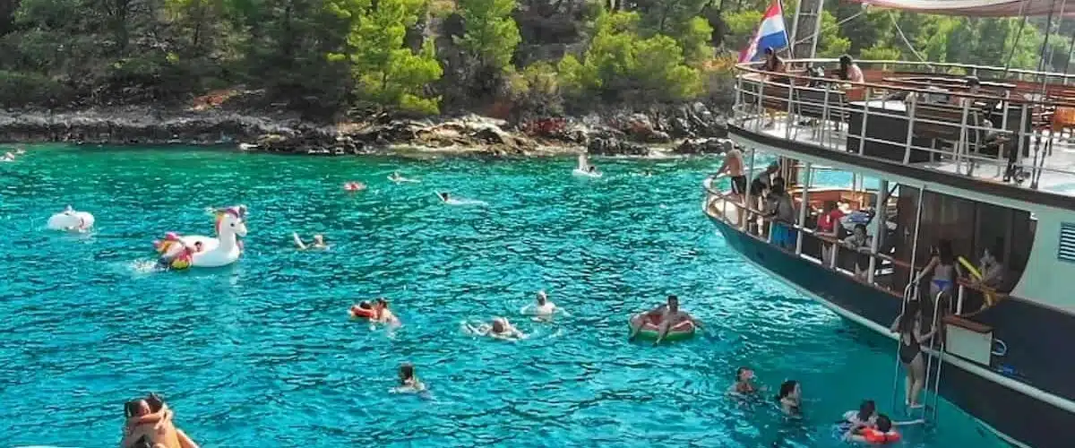 Split 2 Islands Boat Tour