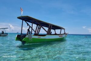 Gili Snorkeling Tour