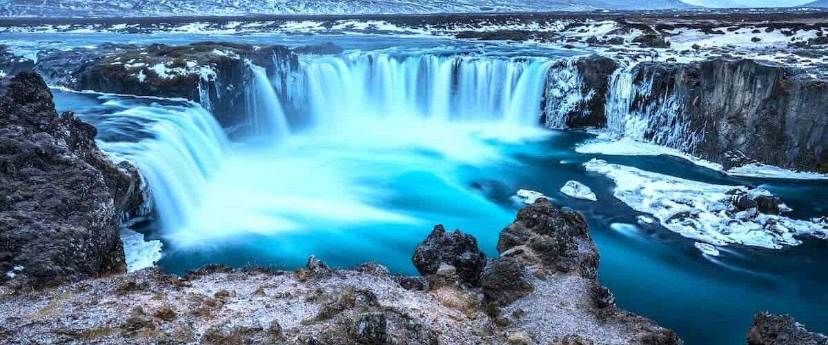Lake Myvatn Godafoss Tour