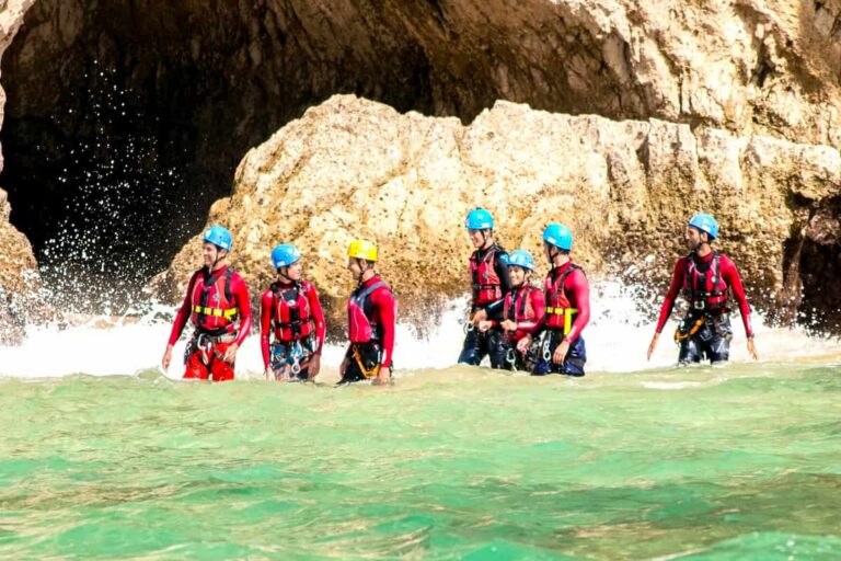 Sesimbra Coasteering
