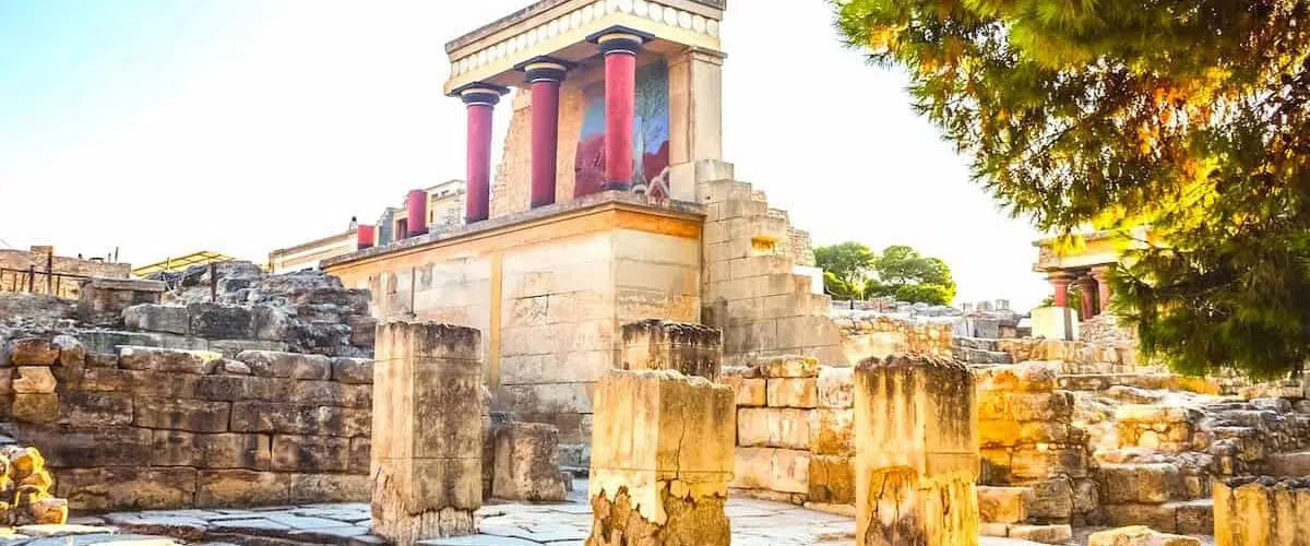 Knossos Palace Day Trip From Chania