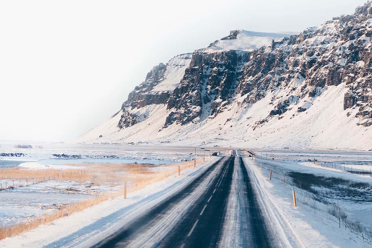 Paragliding Day Trip From Reykjavík