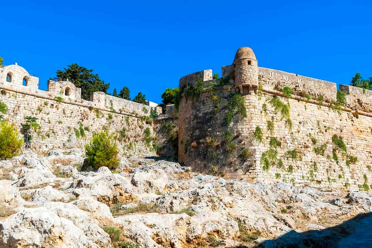 Knossos Palace Day Trip From Chania