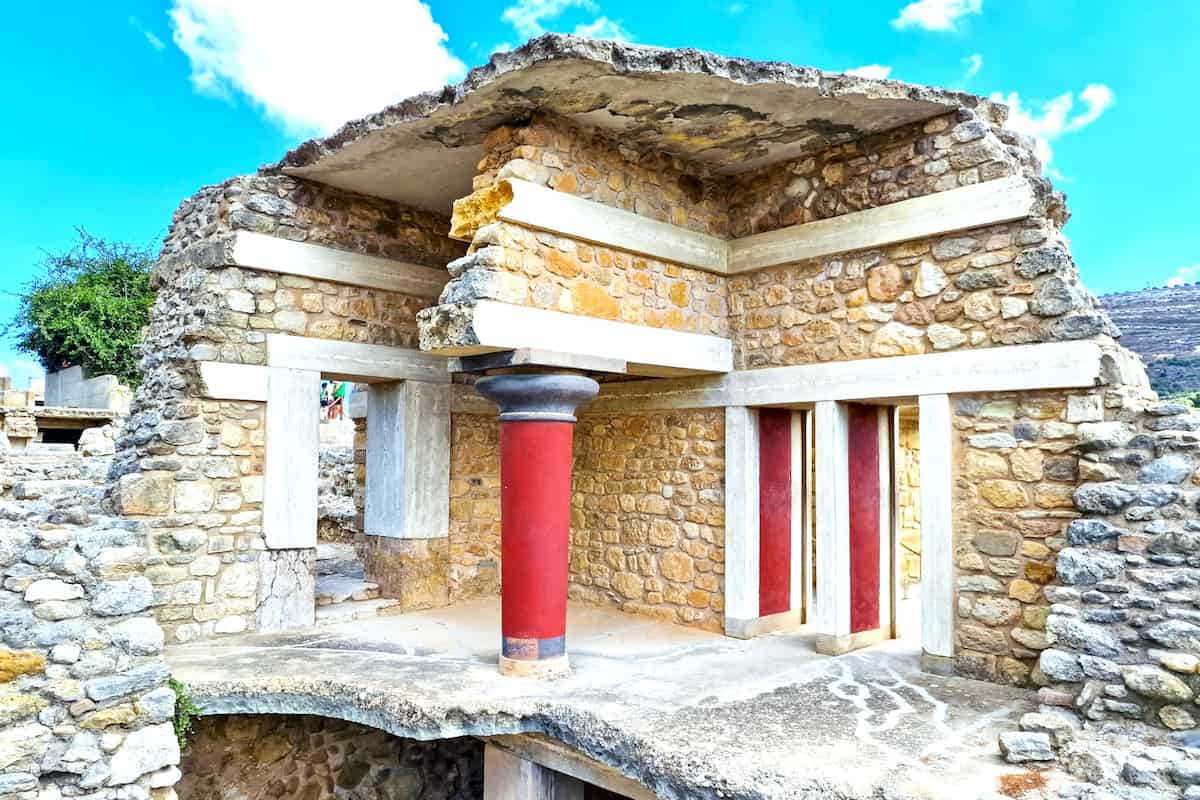 Knossos Palace Day Trip From Chania