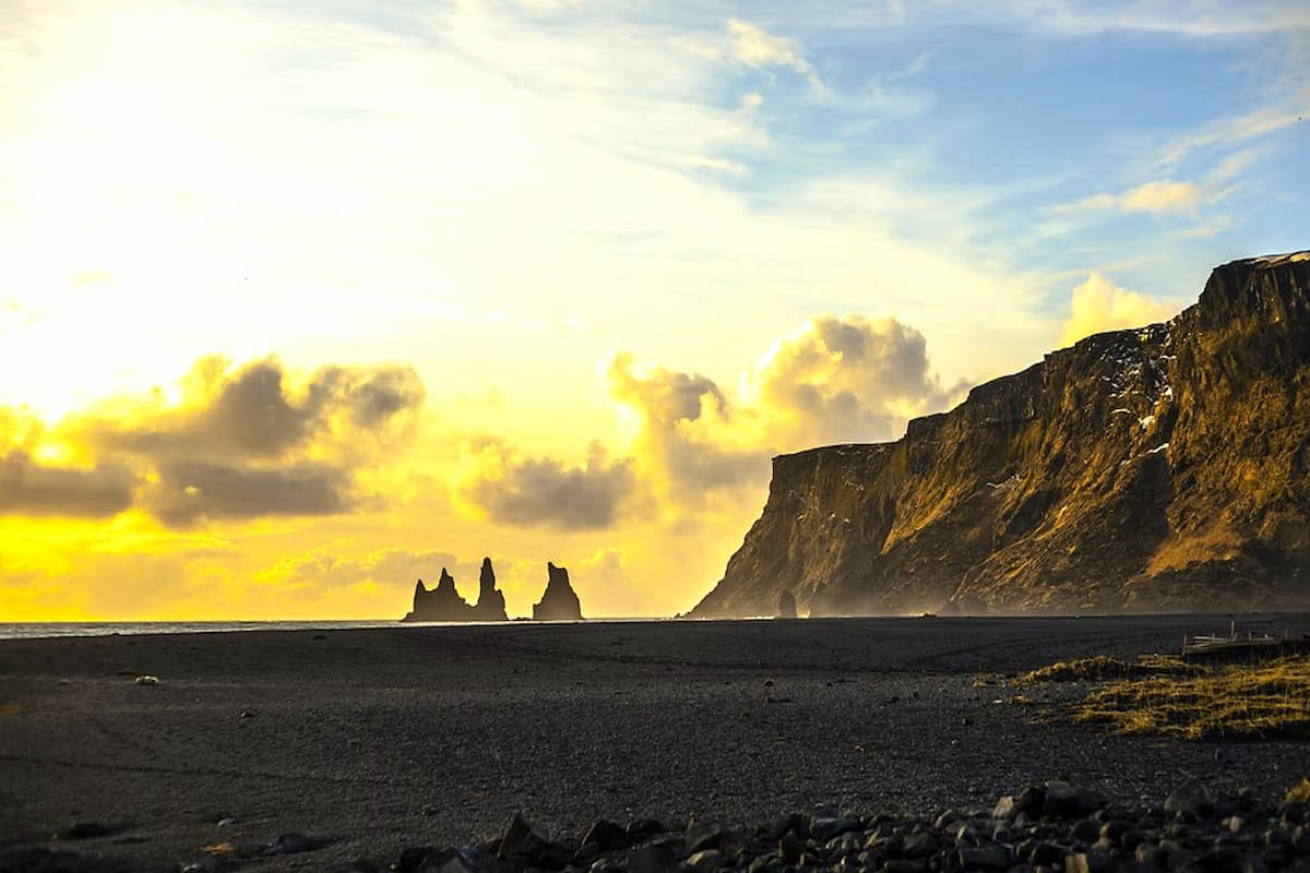 Paragliding Day Trip From Reykjavík